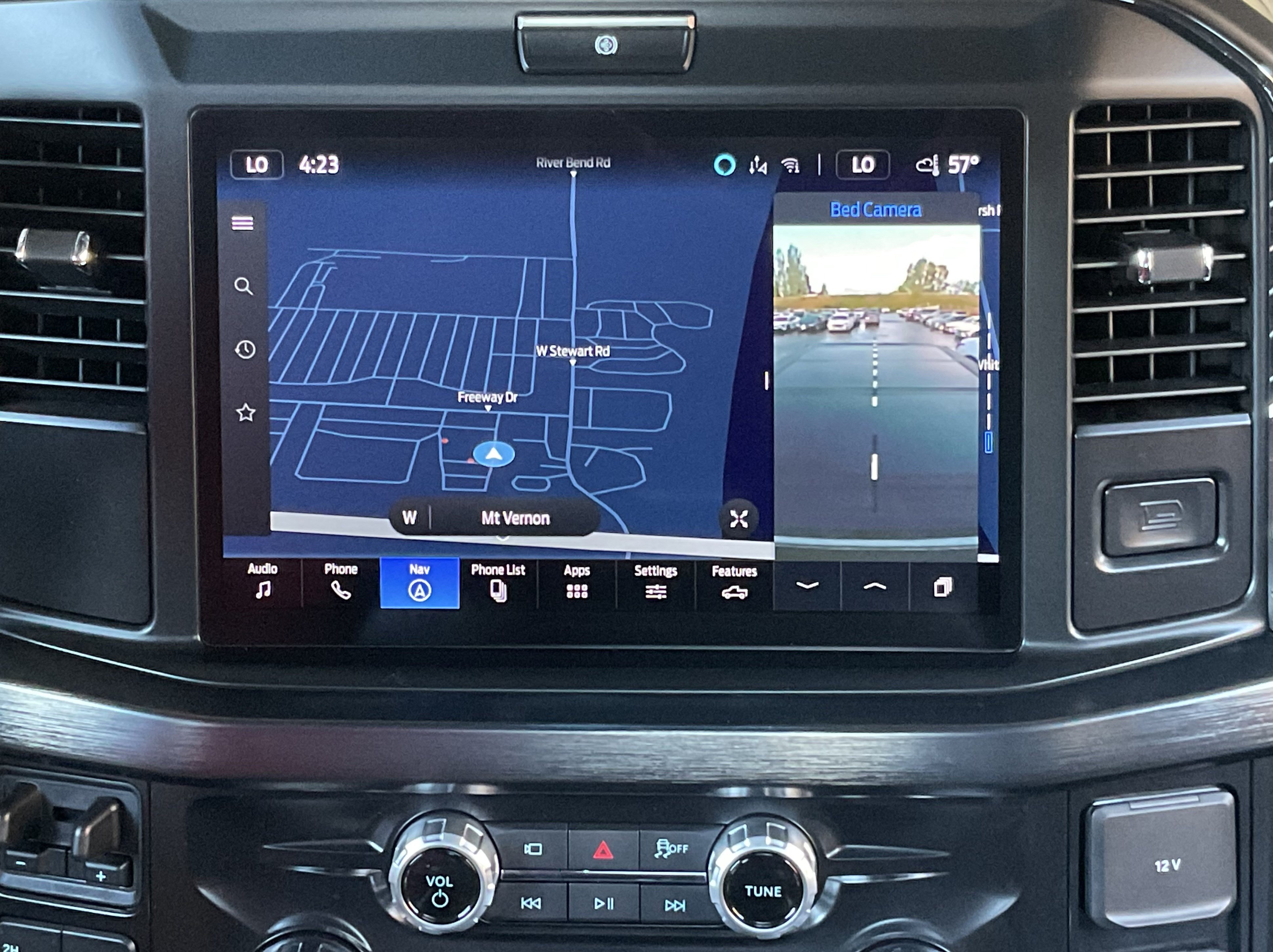Used 2025 Ford F350 Lariat AWD/4WD image 17