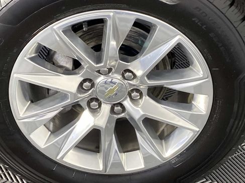 Used 2021 Chevrolet Silverado 1500 LTZ w/ LTZ Premium Package AWD/4WD image 32