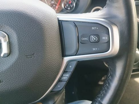 Used 2024 RAM 2500 Big Horn w/ Sport Appearance Package AWD/4WD image 29