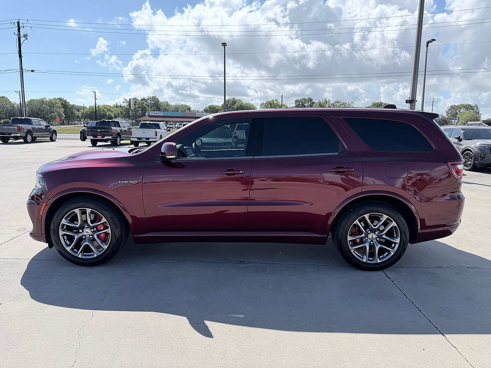 Used 2022 Dodge Durango R/T w/ Tow 'N Go Package AWD/4WD image 4