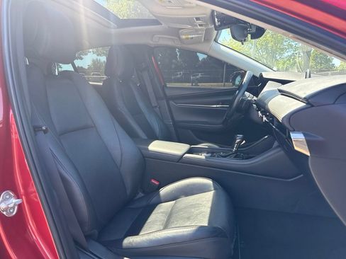 Used 2020 MAZDA MAZDA3 Sedan w/ Premium Package FWD image 26