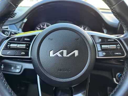 Used 2022 Kia Seltos S AWD/4WD image 27