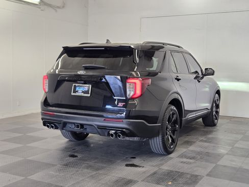 Certified 2022 Ford Explorer ST w/ Equipment Group 401A image 7