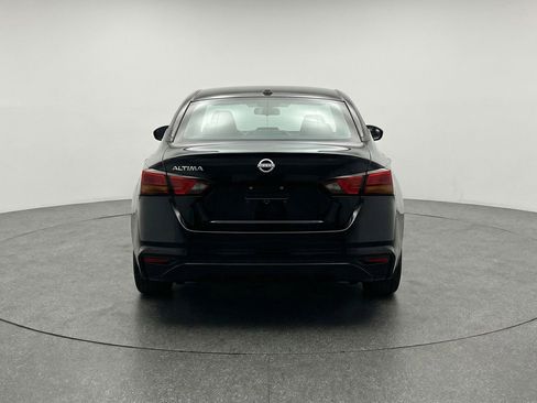 Used 2025 Nissan Altima 2.5 SV image 7