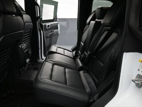 New 2026 Ford Bronco Badlands AWD/4WD image 16