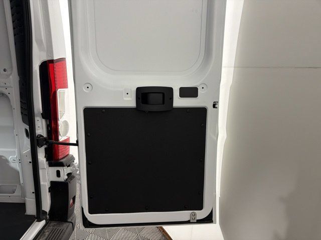 New 2026 RAM ProMaster 1500 w/ Safety Group FWD image 14