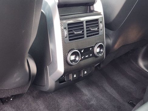 Used 2019 Land Rover Range Rover Sport SVR image 31