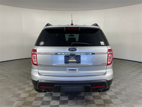 Used 2012 Ford Explorer XLT image 15