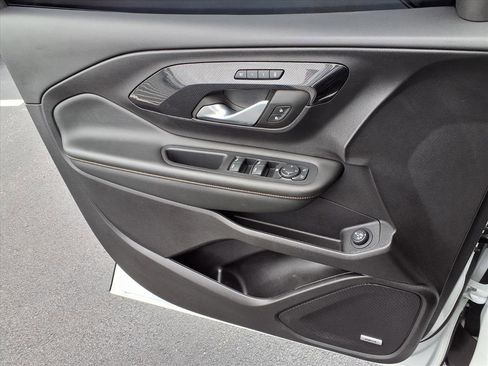 Used 2024 GMC Terrain AT4 w/ Infotainment Package II image 23