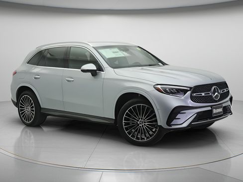 New 2026 Mercedes-Benz GLC 300 image 13