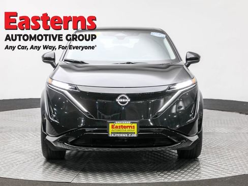 Used 2024 Nissan Ariya AWD image 2