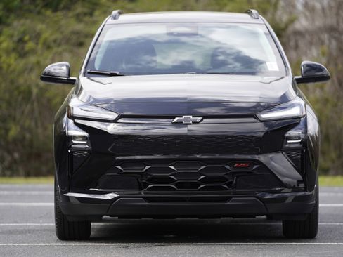 New 2027 Chevrolet Bolt RS FWD image 31