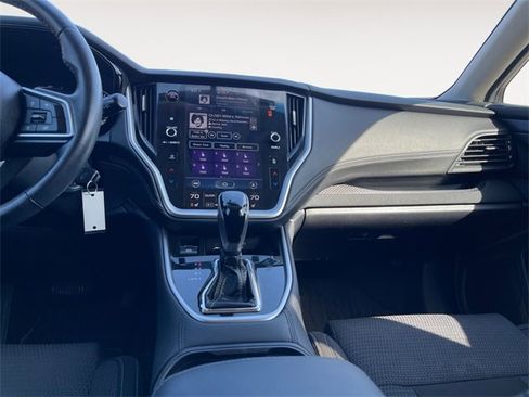 Used 2020 Subaru Outback Premium image 11