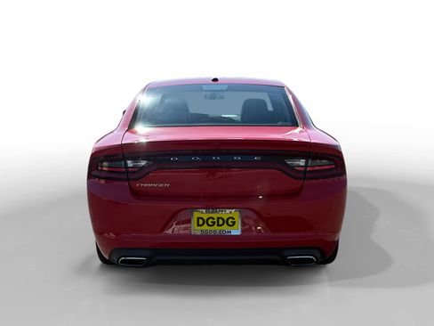 Used 2022 Dodge Charger SXT w/ Leather Interior Group image 4