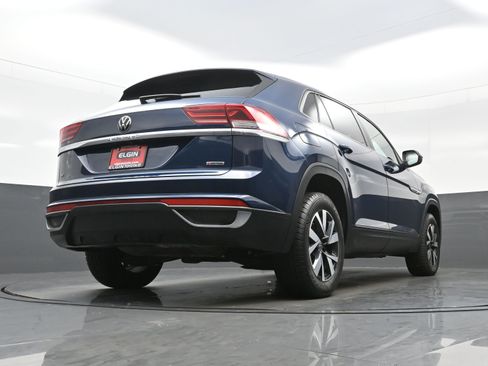 Used 2020 Volkswagen Atlas Cross Sport SE image 42