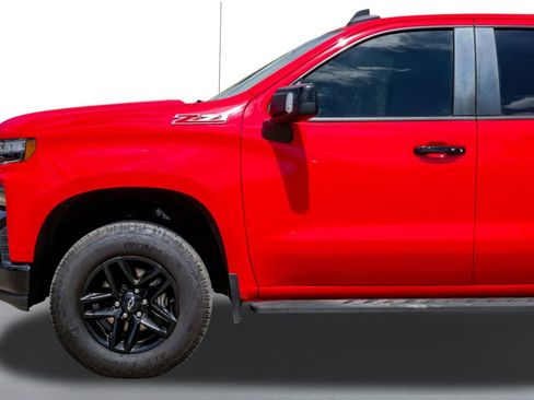 Used 2021 Chevrolet Silverado 1500 LT Trail Boss w/ Convenience Package II image 10