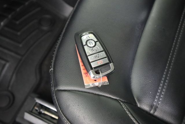 Certified 2023 Ford Edge SEL w/ Convenience Package AWD/4WD image 37