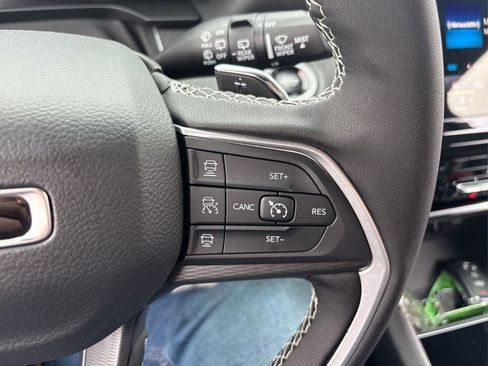 New 2026 Jeep Grand Cherokee Laredo X AWD/4WD image 24