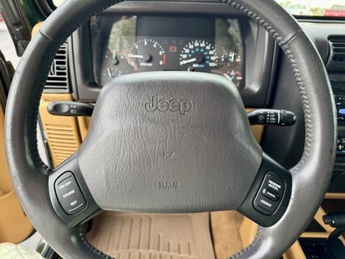 Used 1998 Jeep Wrangler Sahara AWD/4WD image 12