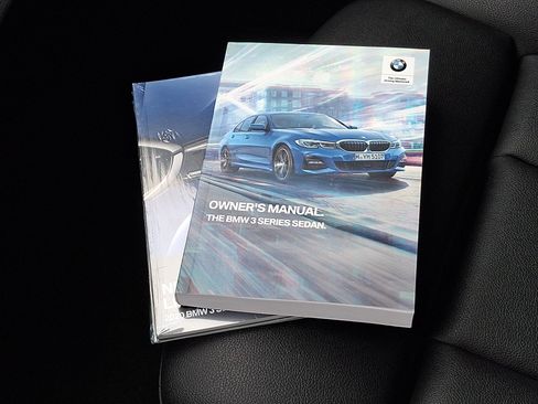 Used 2020 BMW 330i xDrive Sedan w/ Convenience Package image 26