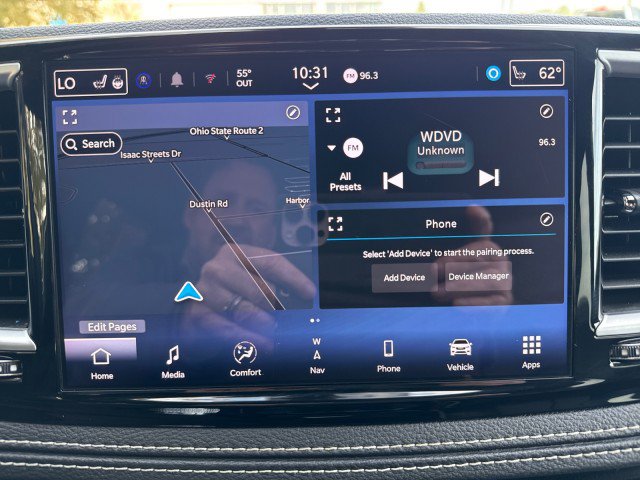 Used 2025 Chrysler Pacifica Limited FWD image 21