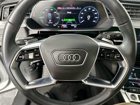 Used 2022 Audi e-tron Premium w/ Convenience Plus Package AWD/4WD image 21