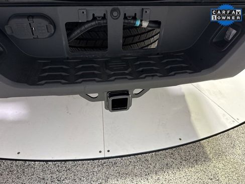 Used 2019 Toyota Tacoma Limited image 25