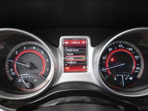 Used 2016 Dodge Journey SE w/ Flexible Seating Group image 28