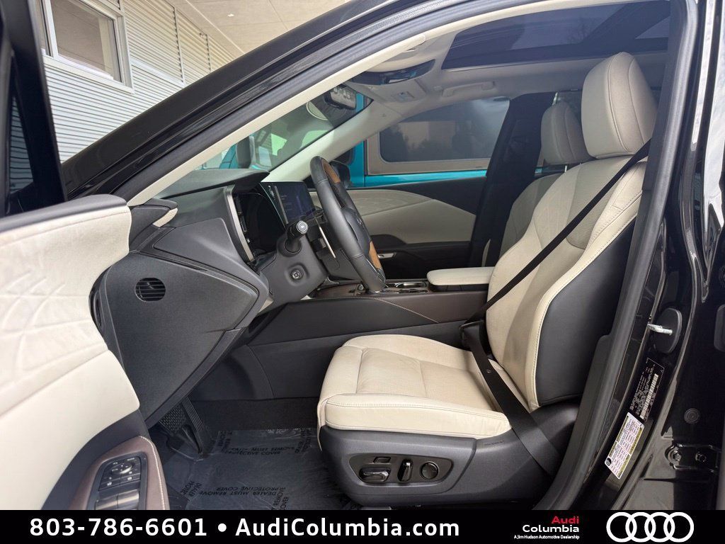 Used 2023 Lexus RX 350 FWD w/ Accessory Package image 23