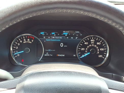 Used 2018 Ford F150 Lariat w/ Equipment Group 502A Luxury AWD/4WD image 26