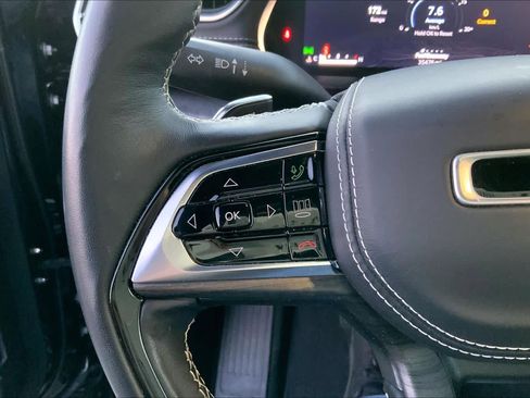 Used 2023 Jeep Grand Cherokee L Overland w/ Advanced Protech Group III image 23