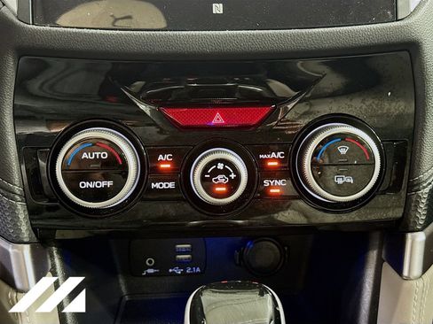 Used 2021 Subaru Forester Limited image 17