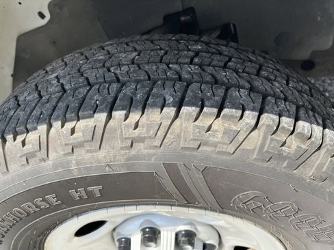 Used 2022 Chevrolet Express 2500 Extended w/ Driver Convenience Package image 20