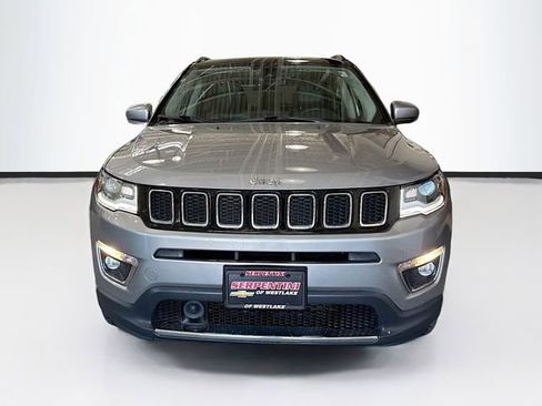Used 2018 Jeep Compass Limited w/ Navigation Group AWD/4WD image 4