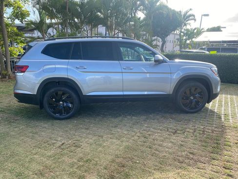 New 2026 Volkswagen Atlas SE FWD image 26