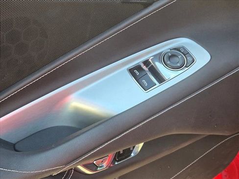 Used 2022 Chevrolet Corvette 1LT image 9