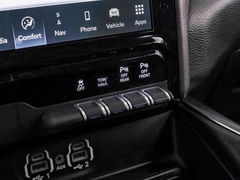 Used 2022 RAM 1500 Laramie w/ Sport Appearance Package image 31