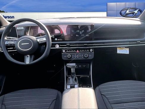 New 2026 Hyundai Santa Cruz SE FWD image 5