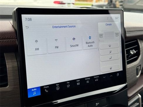 Used 2024 Ford Expedition Limited image 23