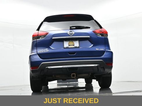 Used 2017 Nissan Rogue SL w/ SL Premium Package AWD/4WD image 18