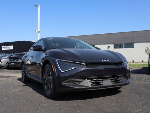 New 2025 Kia EV6 Light image 1