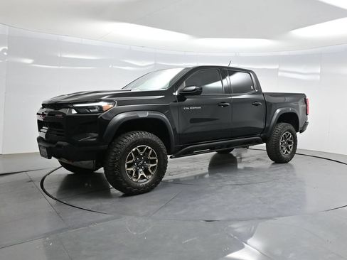 Used 2024 Chevrolet Colorado ZR2 w/ ZR2 Convenience Package III AWD/4WD image 68