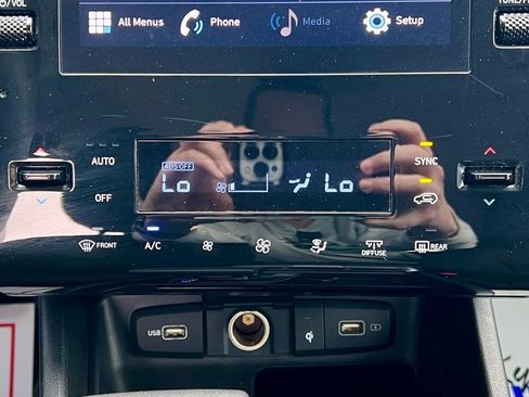 Used 2024 Hyundai Tucson SEL image 30