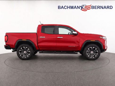Used 2026 GMC Canyon Denali AWD/4WD image 8