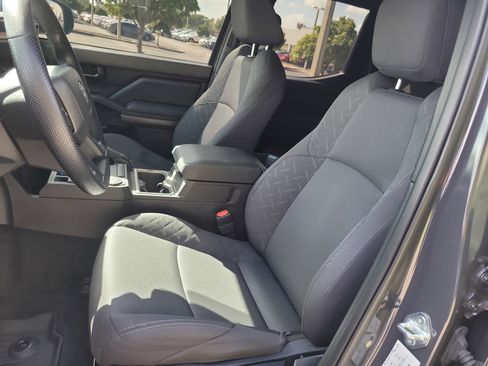 Certified 2025 Toyota Tacoma SR5 image 20