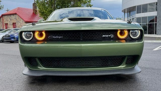Used 2018 Dodge Challenger SRT Hellcat RWD image 10