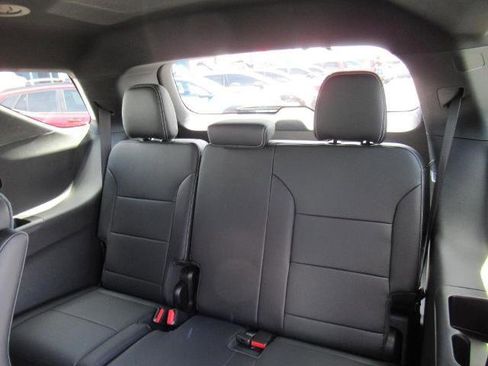 New 2025 Chevrolet Traverse LT w/ Enhanced Driving Package image 29