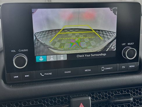 Used 2025 Honda HR-V LX image 21
