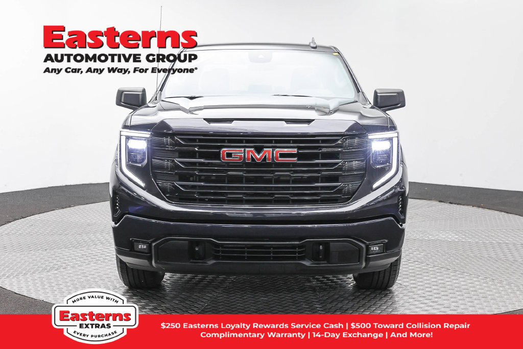 Used 2023 GMC Sierra 1500 Elevation AWD/4WD image 3