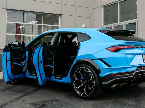 Used 2023 Lamborghini Urus Performante image 22